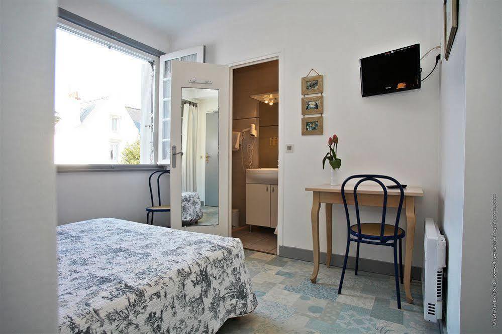 Men Er Vro Hotel 2*
